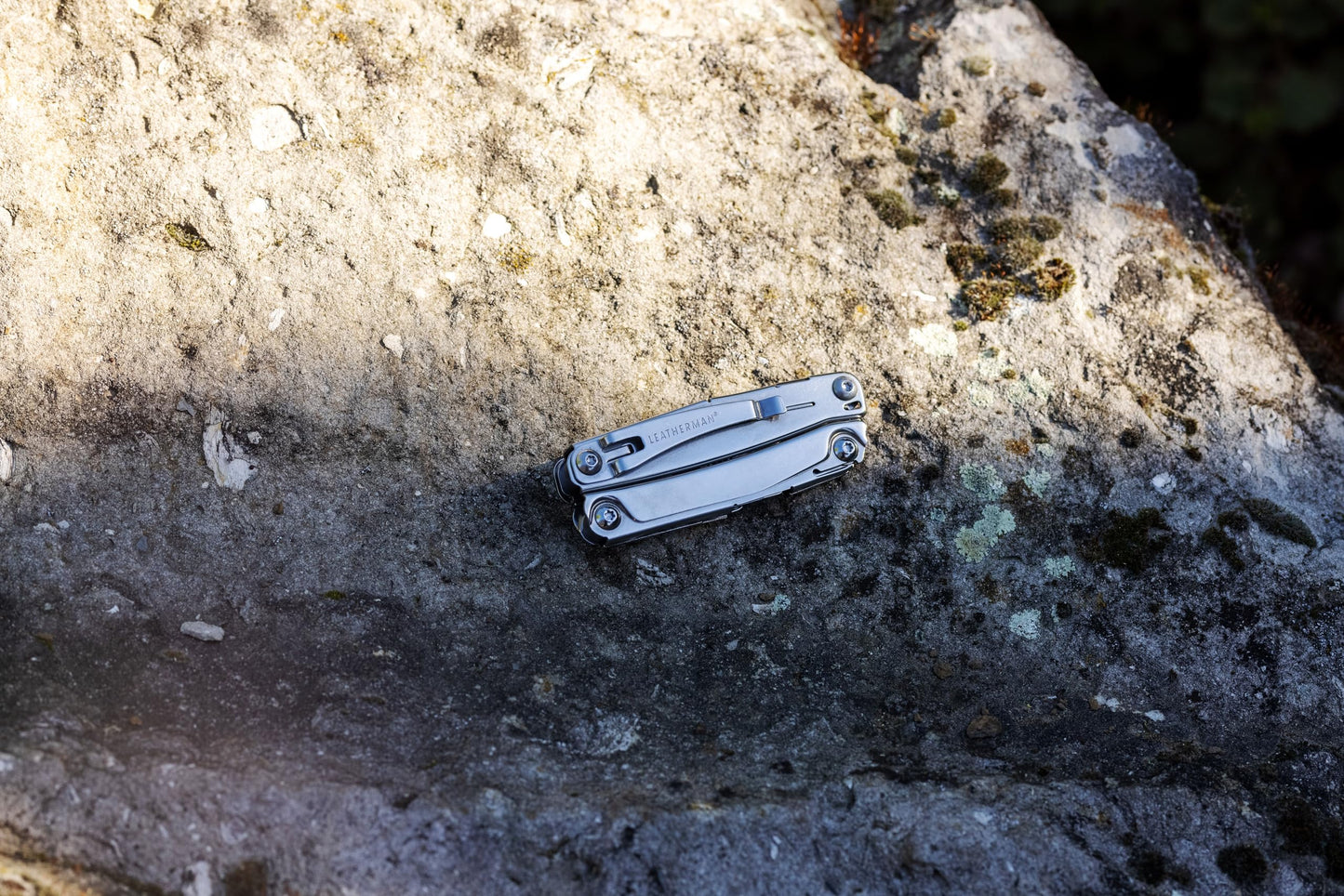 Leatherman, Bolster, Multi-tool 13-in-1 for outdoors, camping, home & work