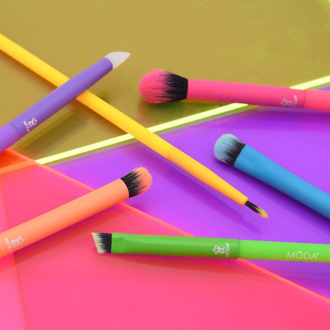 Bright Eyes 7Pc Makeup Brush Kit – Moda | Electric Colors for Flawless Application
