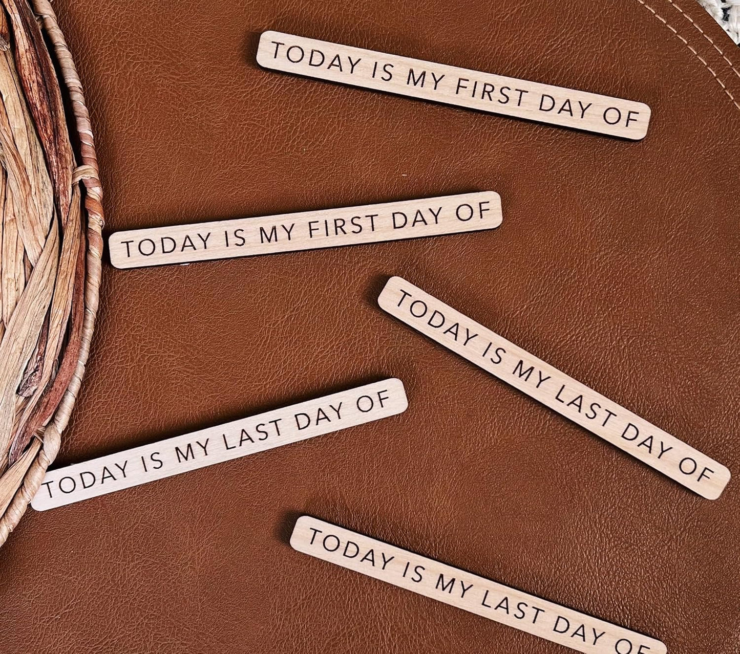 Custom First Day of School Sign - Personalized First and Last Day of School Board, Reusable Wooden Photo Prop with Name, Back to Schools Board with Interchangeable Pieces, Style 01