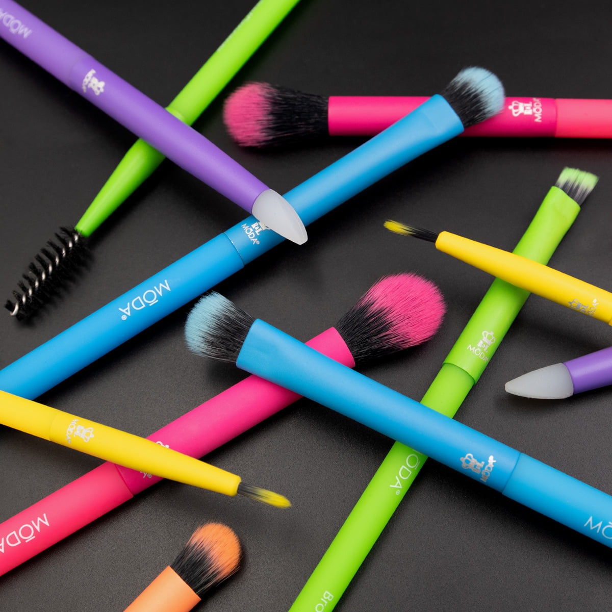 Bright Eyes 7Pc Makeup Brush Kit – Moda | Electric Colors for Flawless Application