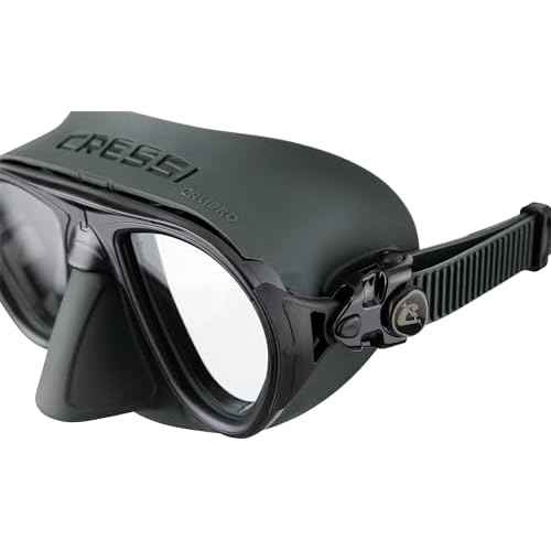 Cressi Adult Scuba Diving Mask, Fog Stop, Low Volume, Wide View - Calibro: made in Italy