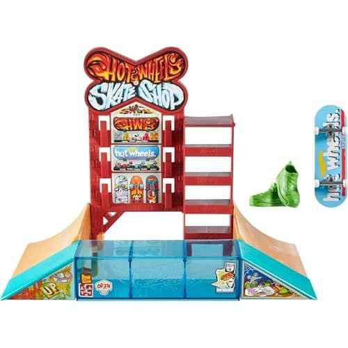 Hot Wheels Skate Fingerboard Playset, Skate Shop with Exclusive Fingerboard & Pair of Skate Shoes, Ramps, Walls & Edges for Skating, Includes Storage