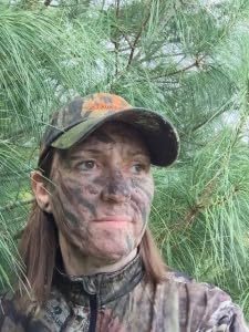 1 oz. Three-Pack Camo Facepaint. No grease. No glare. Easy to remove.