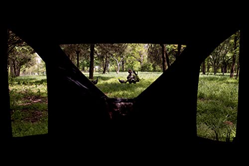 Ameristep Caretaker Ground Blind with Floor - Mossy Oak DNA