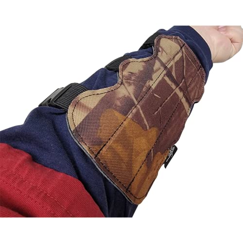 Camo 7.5-inch Archery Arm Guard with 3 Adjustable Straps - One Size
