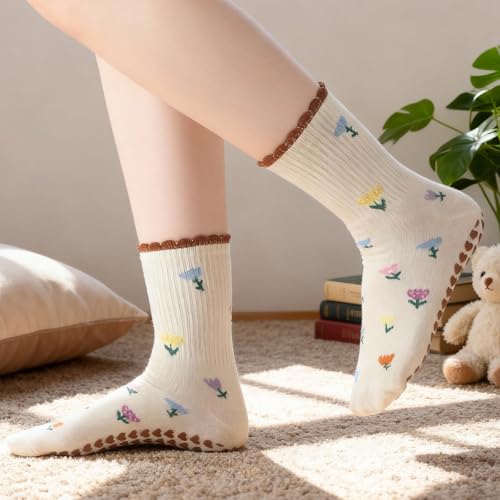 Cute Women Pilates Grippy Socks - 5 Pairs Non-Slip Athletic Socks
