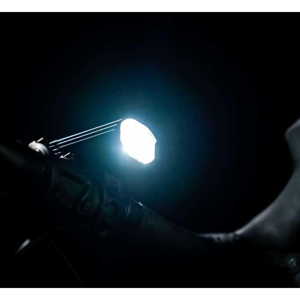 LEZYNE Fusion Drive Pro 600+ Front Bicycle Light - Durable Aluminum IPX7 Waterproof USB-C Rechargeable LED Bike Headlight with 3 Solid & 3 Flash Modes - Integrated Silicone Rubber Strap Mount