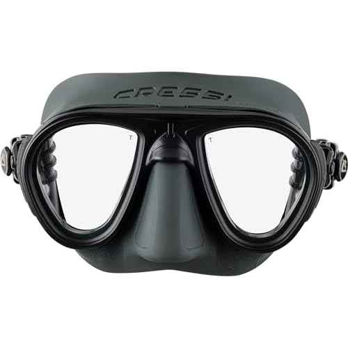 Cressi Adult Scuba Diving Mask, Fog Stop, Low Volume, Wide View - Calibro: made in Italy