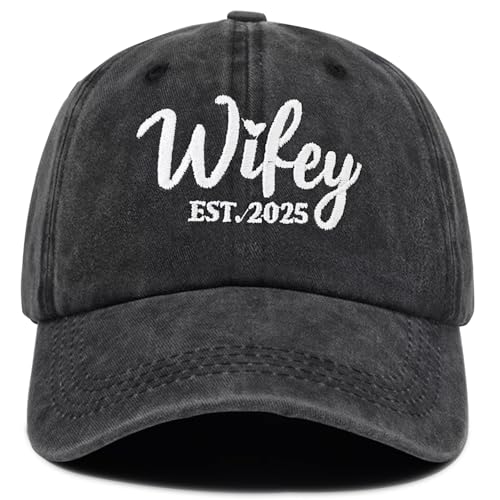 Hubby and Wifey Hats for Mr and Mrs, Engagement Anniversary Honeymoon Wedding Gifts Newlyweds Couples Baseball Cap