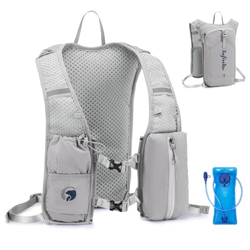 Lightweight Running Vest for Women Men, Adjustable Chest Straps Running Hydration Vest with 1.5L Water Bladder for Hiking Trail Running Cycling Race Marathon