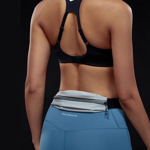 Running Belt for men and women, movable running phone holder, adjustable size lightweight running belt bag, waterproof night reflective waist pack, cycling exercise travel