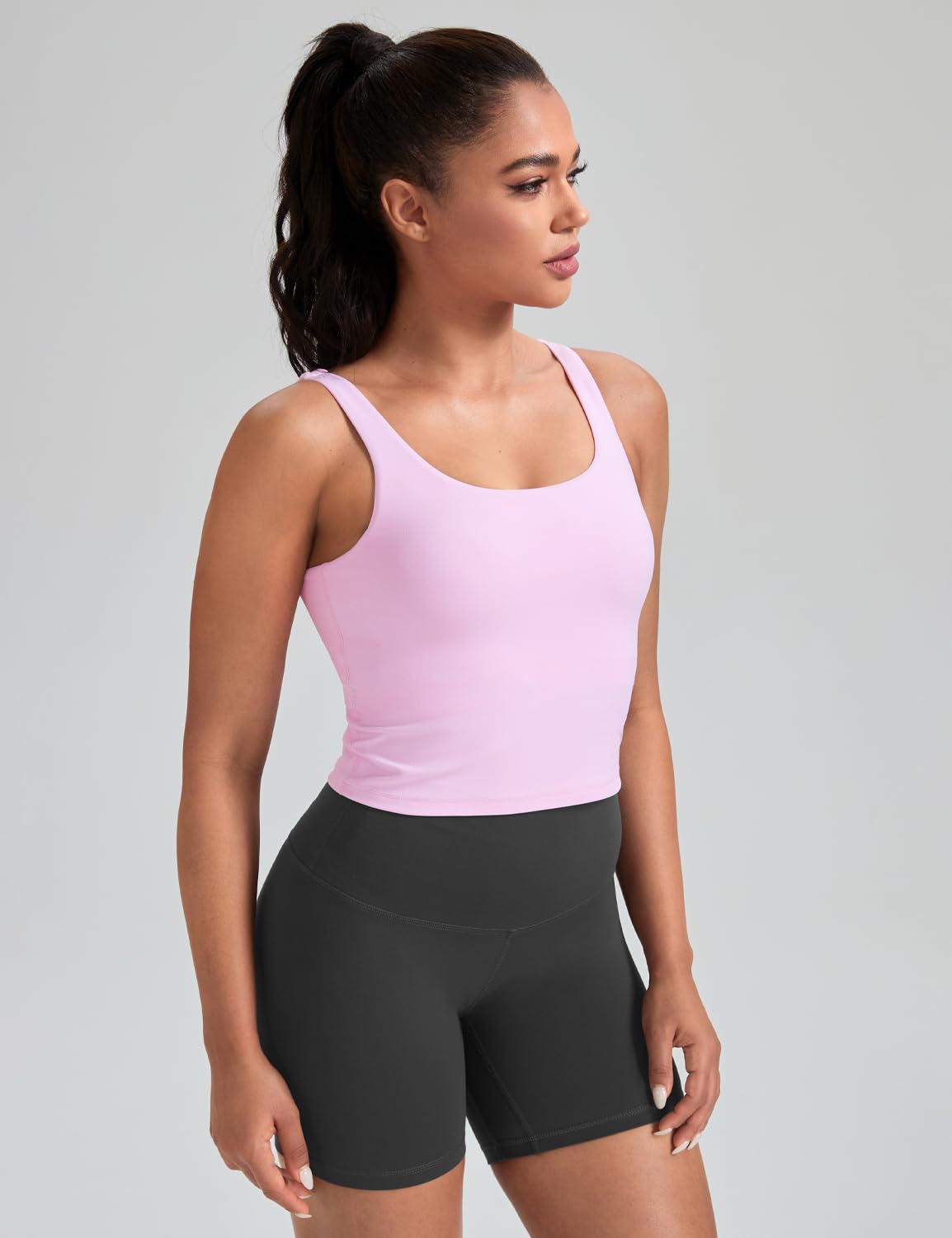 HeyNuts Zeal Bra Womens Scoop Neck Longline Sports Bras, U Back Medium Impact Wirefree Workout Athletic Running Basic Gym Yoga Crop Tank Tops Padded Camisole with Built in Bras Gossamer Pink M