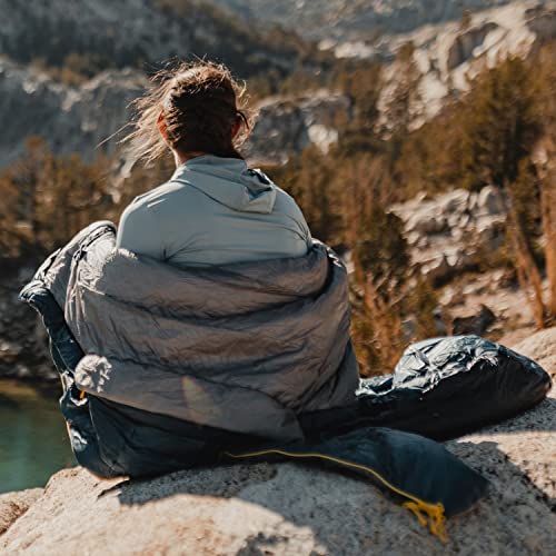 Sierra Designs Elemental 35 Quilt Sleeping Bag, 100% Recycled Synthetic Insulation, Sleeping Pad Clips (2023)