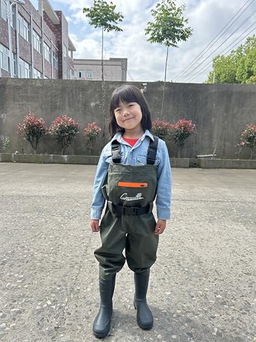GREENWATER Kids Chest Waders Youth Fishing Waders with Boots Waterproof for Children Boys Girls Hanger & Bag Included (Green, 8-9Y)