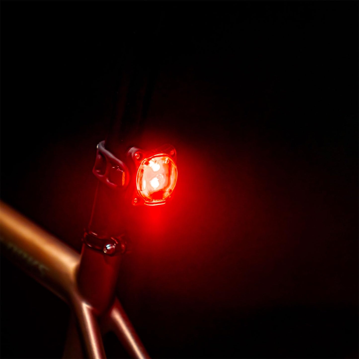 LEZYNE Zecto Drive 200+ Bicycle USB Rechargeable IPX7 Waterproof LED Rear Light w/Multiple Solid & Flash Modes | Silicone Rubber Mounting Strap Included, 200 Lumens/USB-C, Black