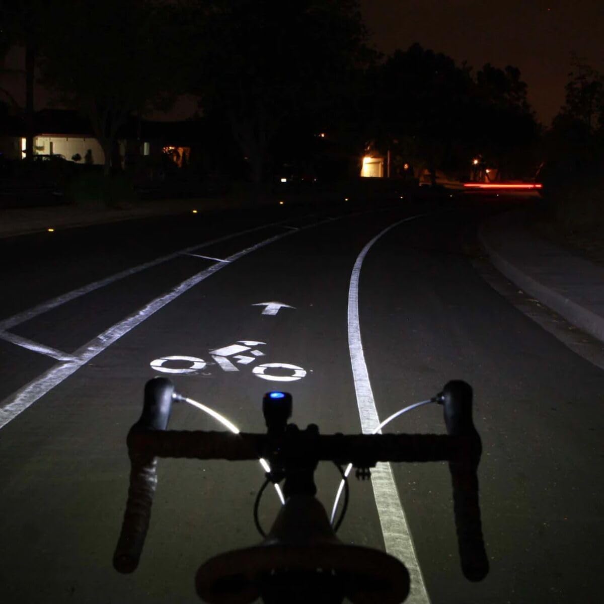 NiteRider Lumina Micro 650 Lumen USB Rechargeable Front Bike Light – 5 Modes Compact LED Headlight Helmet Mount IP64 Waterproof Road Cycling MTB Commuter Night Riding Safety Easy Mount Bicycle Light