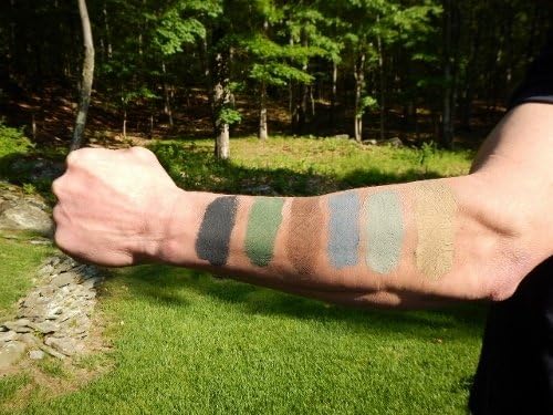 1 oz. Three-Pack Camo Facepaint. No grease. No glare. Easy to remove.