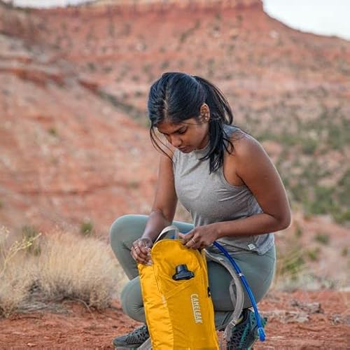CamelBak Arete 14 50oz Hydration Reservoir Hiking Pack