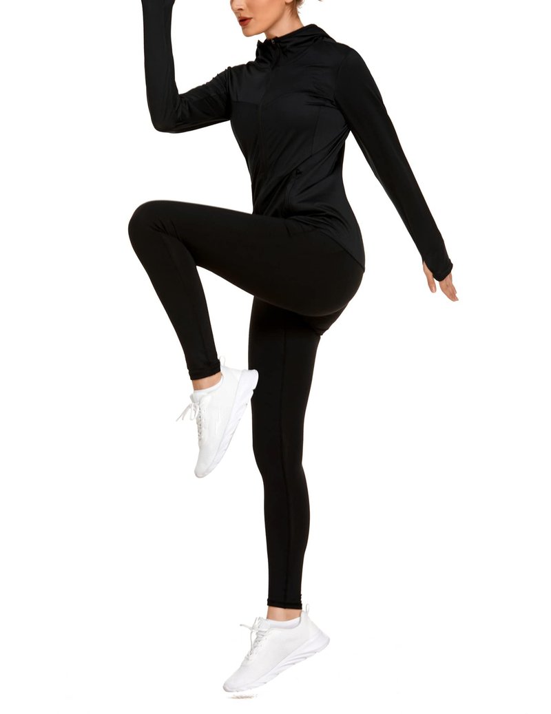 COOrun Women's UPF 50+ Sun Protection Hoodie Jacket Lightweight Full Zip Running Jacket Athletic Workout Top with Thumb Holes Zipper Pockets Black S
