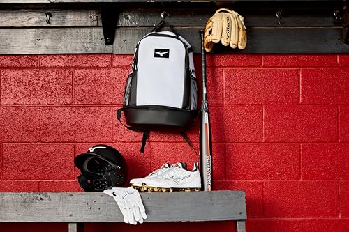 Mizuno Crossover Backpack 25 | White/Black