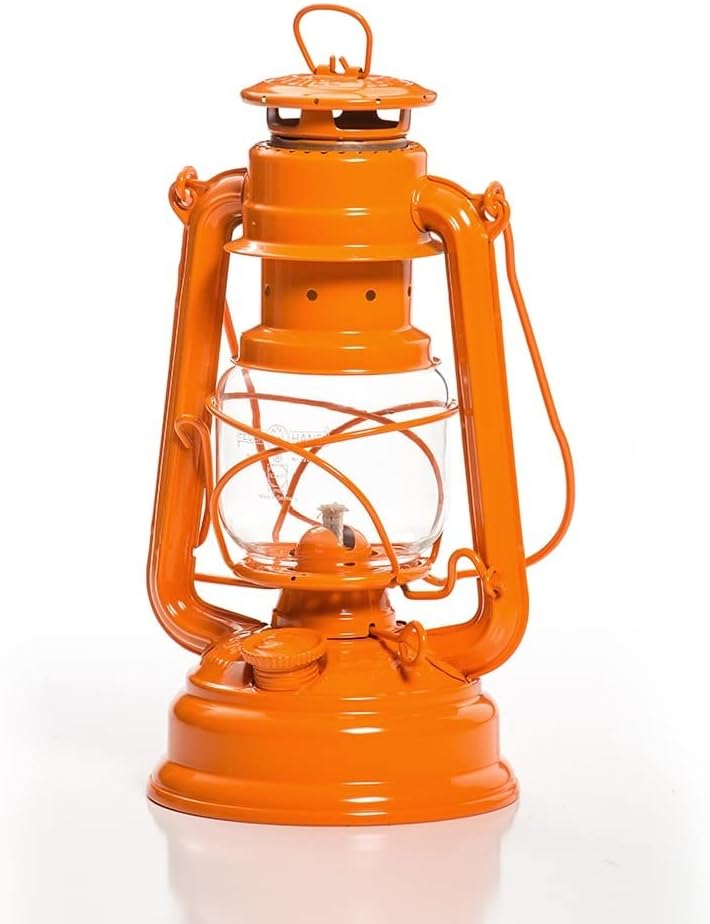 Outdoor Kerosene Fuel Lantern, German Made Weather Resistant Baby Special 276 Galvanized Hurricane Lamp for Camping or Patio, 10 Inches, Bronze