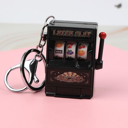 Opexicos 4Pcs Game Machine Keychain Mini Casino Lucky Charm Jackpot Key Chains Pendant Gifts