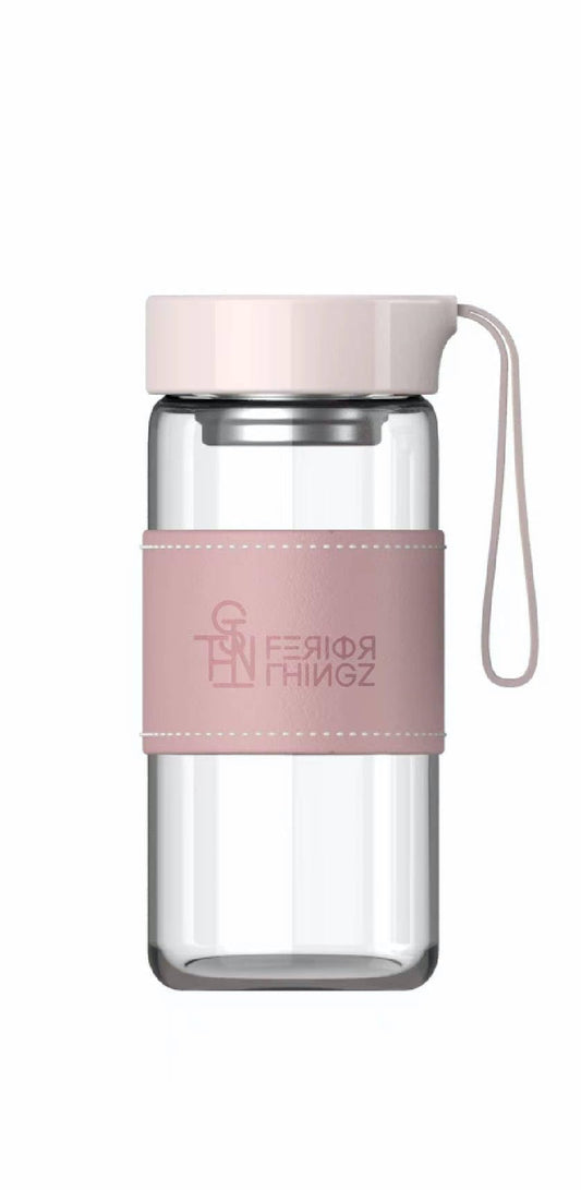 Ferior Thingz Borosilicate Sleeve Glass Tea Bottle with Strap (pink)