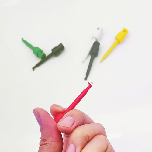 Leewoth 12pcs Hackle Pliers for Fly Tying Plastic Fly Hook Hackle Pliers Fishing Lures Or Hooks Display