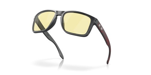 Oakley Man Sunglasses Matte Carbon Frame, Prizm Gaming™ 2.0 Lenses, 59MM