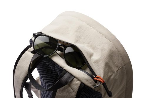 Bellroy Lite Daypack (lightweight performance backpack) - Ash