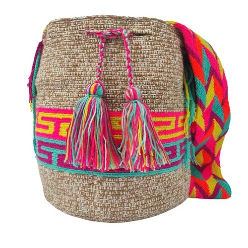 Wayuu backpack. Authentic and colorful design. Colombian origin. Exclusive and unique models. (Kaki31027)