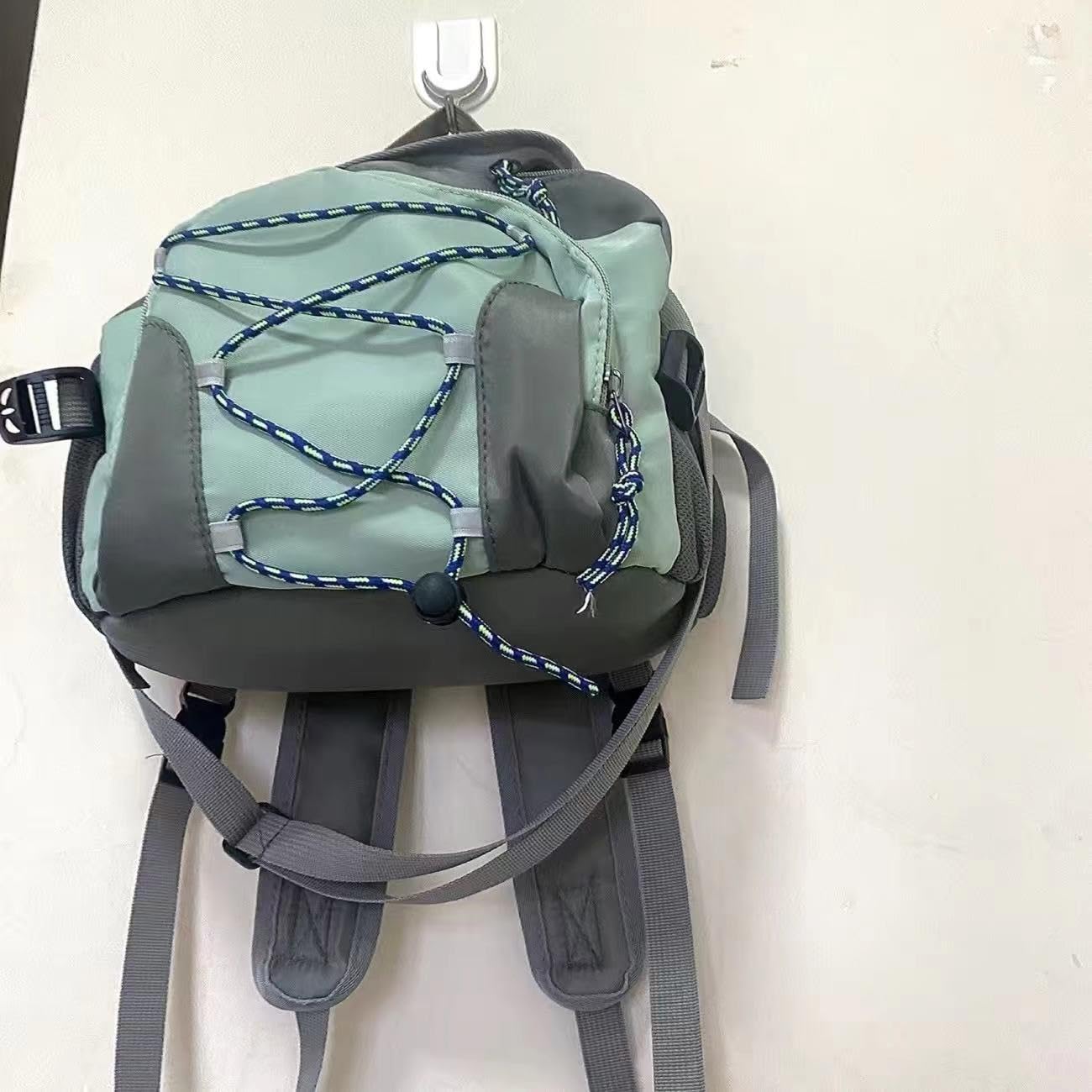 JENAGREEN Waterproof Sling Backpack Crossbody Sling Bag for Women Men, Multipurpose Travel Hiking Adjustable Chest Bag Casual Daypack with Anti-theft Pocket