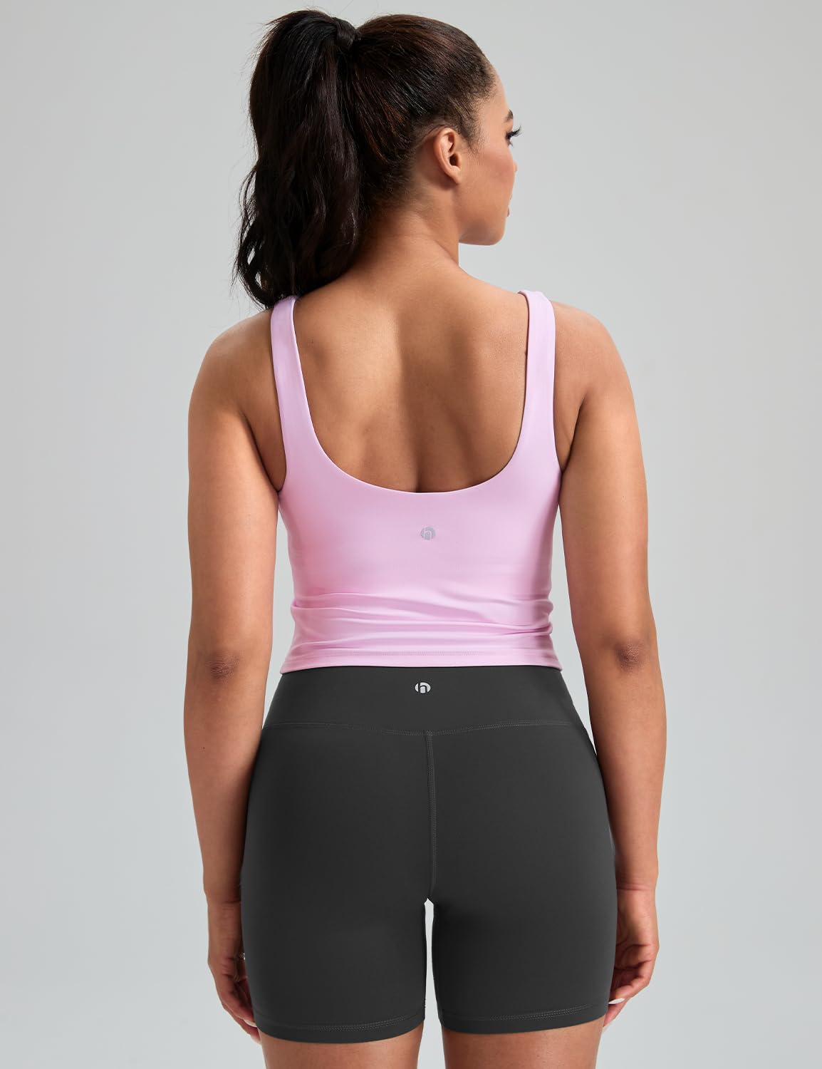 HeyNuts Zeal Bra Womens Scoop Neck Longline Sports Bras, U Back Medium Impact Wirefree Workout Athletic Running Basic Gym Yoga Crop Tank Tops Padded Camisole with Built in Bras Gossamer Pink M