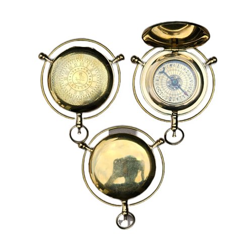 The Golden Compass Alethiometer - Unique Brass Design - Adventure Travel Gift for Cult Movie Lovers - Perfect Christmas, Birthday, or Baptism Keepsake Gift