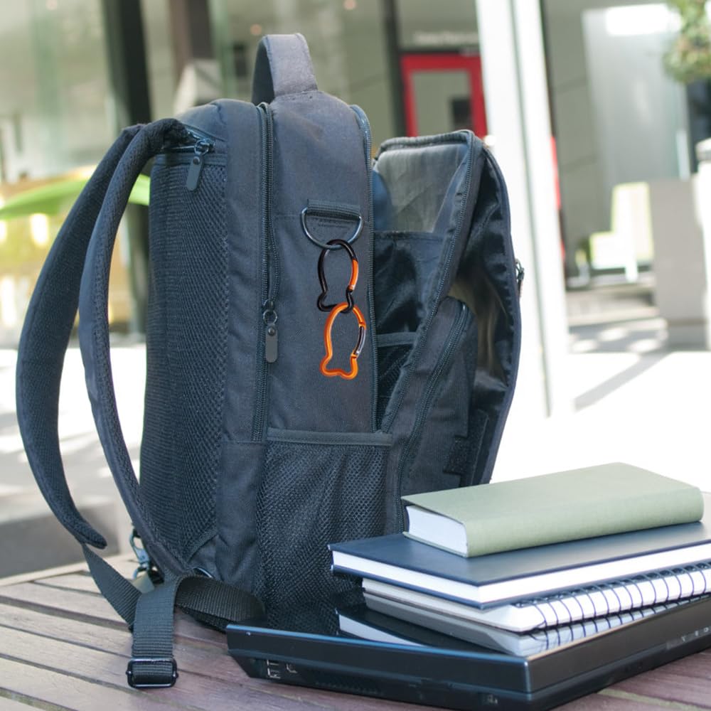 8PCS Fish Shaped Carabiners Clip, Quick Release Spring Load Bearing Carabiner Mini Carabiner Keychain for Camping, Fishing, Hiking, Home Gym