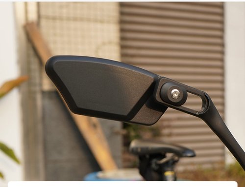 SUKOUSRAM Handlebar Bike Mirror,Rotatable Wide Angle Rearview Blast-Resistant Safe HD Glass Lens Bike Mirror,Scratch Resistant Mirror for Road Mountain MTB Scooter Moto E-Bike,1 PCS for Right