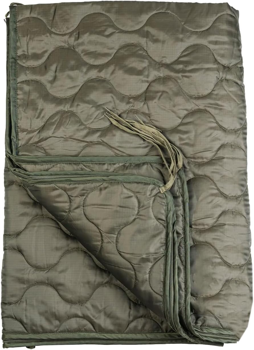 Mil-Tec Ripstop Poncho Liner - Lightweight Portable Durable Polyester Versatile Poncho Liner - Can be Used as Comforter, Blanket, Ground Mat, Sleeping Bag - Carry Bag Included - Flecktarn