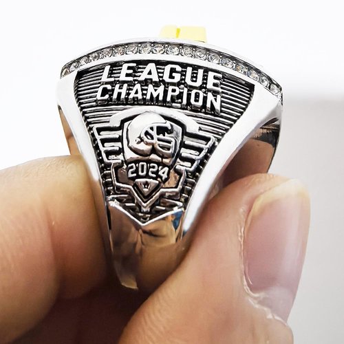 guancrown Fantasy Football Championship Ring 2024 Award Prize Sports Winner FFL Champion Ring (one, Size 11)