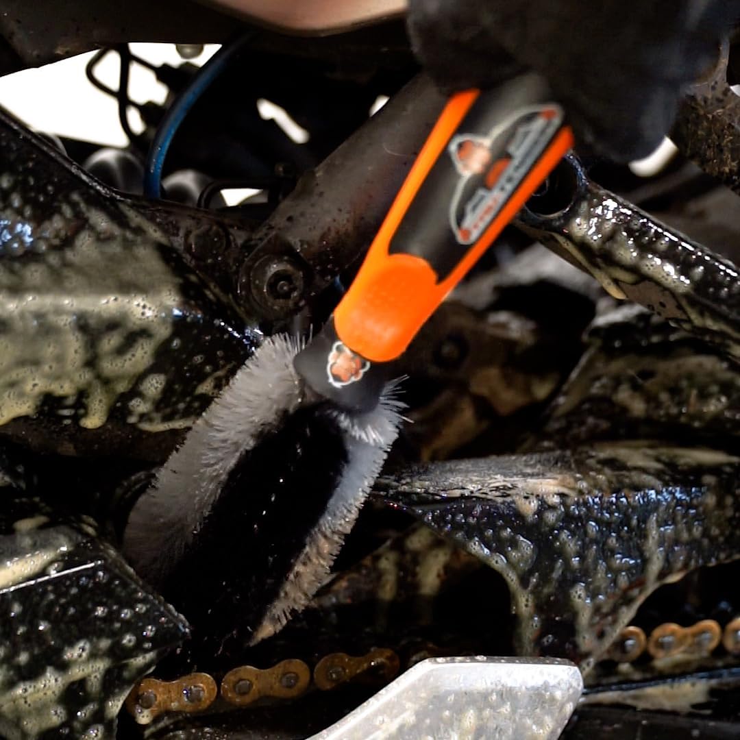 Tru-Tension | Muck Monkey Chain Brush | Motorcycle Tool & Essential Cleaning Brush