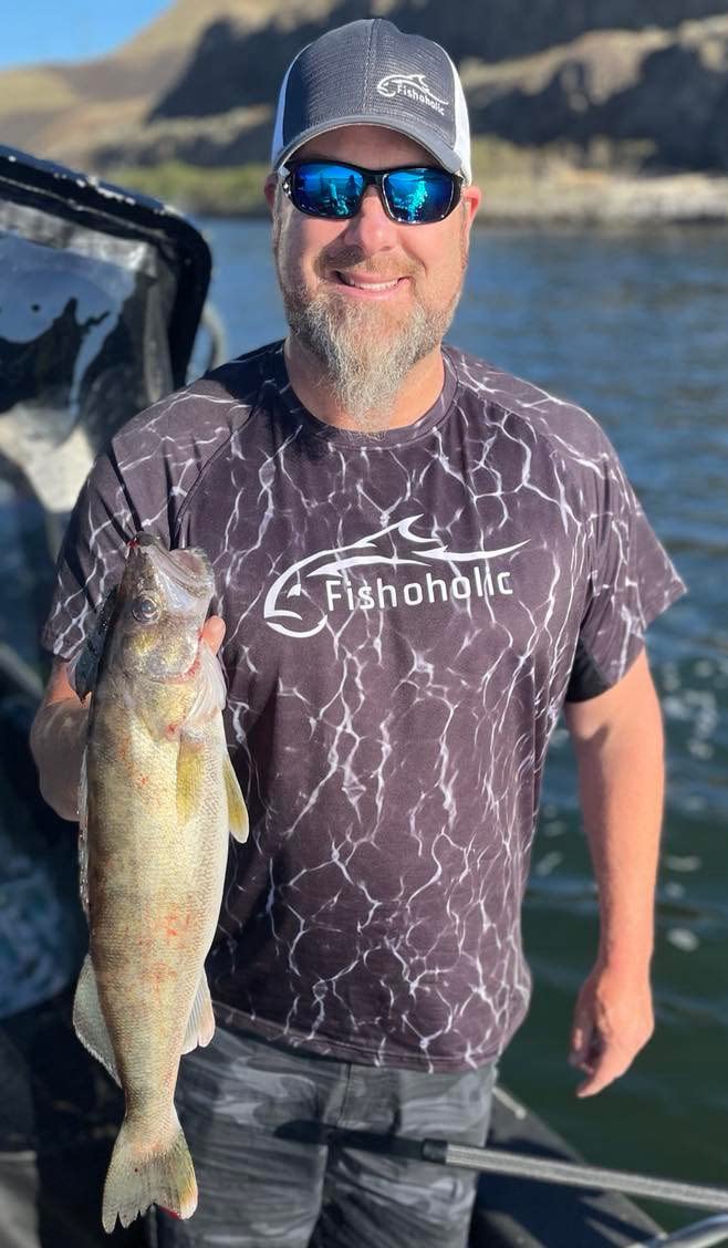 Fishoholic Polarized Bi-Focal Fishing Sunglasses with Reader Magnification (1.5x, 2.0x, 2.5x Options) and UV400 Protection