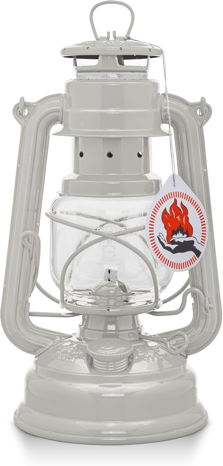 Outdoor Kerosene Fuel Lantern, German Made Weather Resistant Baby Special 276 Galvanized Hurricane Lamp for Camping or Patio, 10 Inches, Bronze