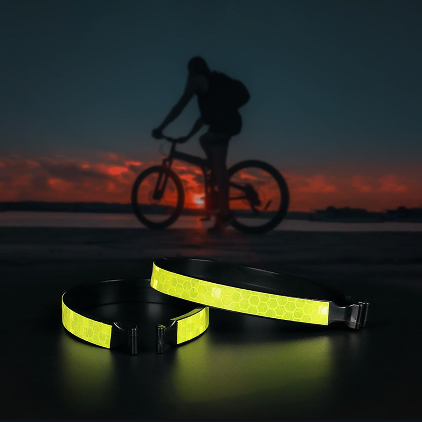 2PCS Cycling Trouser Clips Cycle Accessories, Bicycle Accessories for Men Women Runners, Universal Elastic Ankle Straps for Cycling Trouser Wrap Clip Reflective Gear Accessories Outdoor (Green)