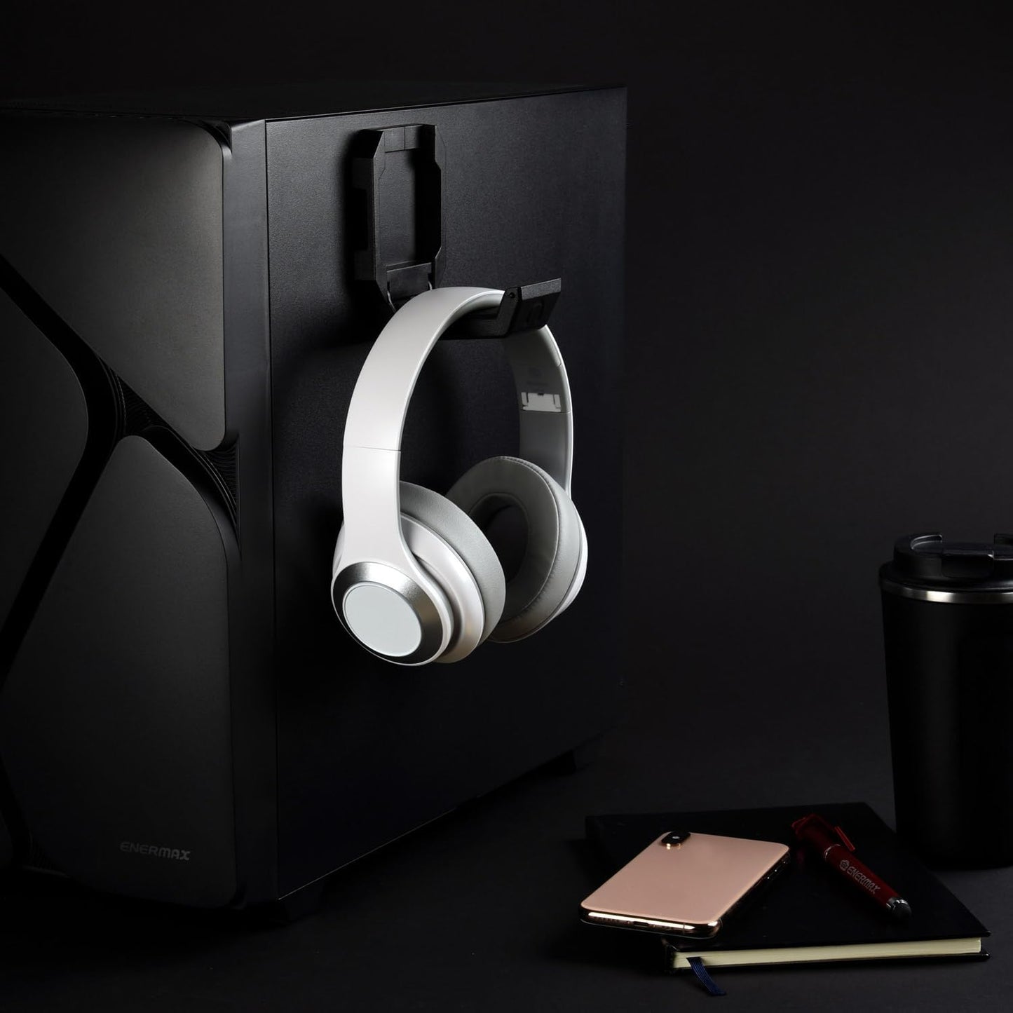 Support Casque Magnétique Noir Enermax EHB001 - Design Élégant et Pratique