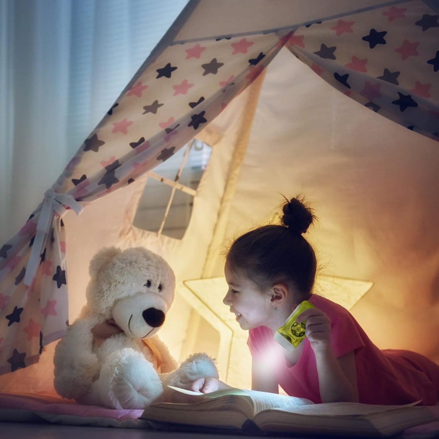 Hand Crank Flashlight 4-Pack – Portable Wind-Up Emergency Light with Wrist Strap for Camping & Outdoor Use – Weather-Resistant, 3-LED Brightness