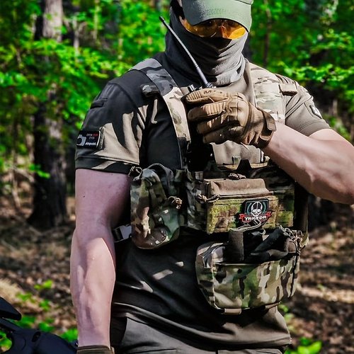 YAKEDA Tactical Chest Mini Rig Vest/Training Mini Rig Adjustable & Detachable with Wing Pouch, Dangler Pouch (MC)