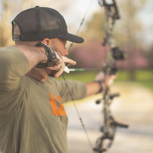 Victory Archery VForce 0.245" Standard Diameter Hunting Arrow (Spine: 350, 12 Pack Bare Shafts, Straightness ± 0.003 - Gamer - Green)