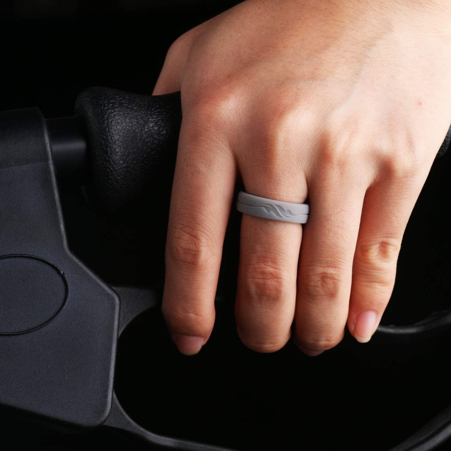 Tuhaoge Women's Silicone Wedding Ring - Silicone Rubber Wedding Bands - Representing Freedom & Dreams