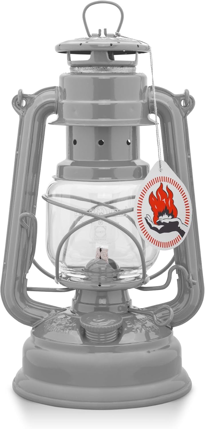 Outdoor Kerosene Fuel Lantern, German Made Weather Resistant Baby Special 276 Galvanized Hurricane Lamp for Camping or Patio, 10 Inches, Bronze
