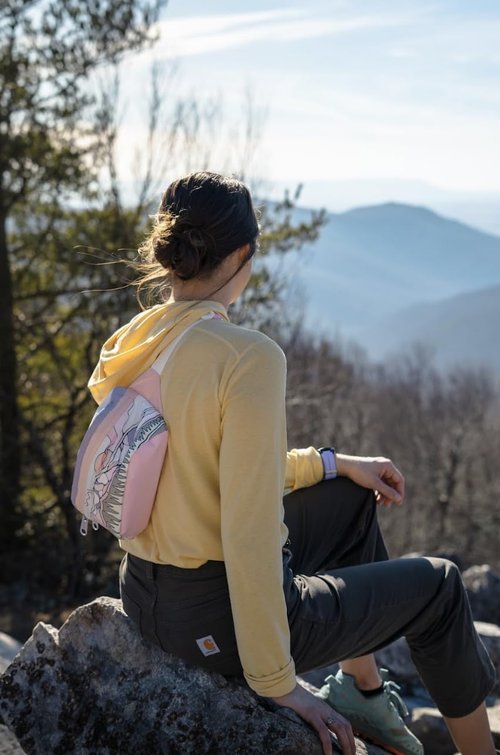 Oso Supply Co - Fanny Pack for Women and Men, Perfect Crossbody Running Pouch for Workouts, Hiking, Sports, Festivals, Outdoors, Traveling, Belt Bag Holds Phone and Accessories (Rocky Mountain)