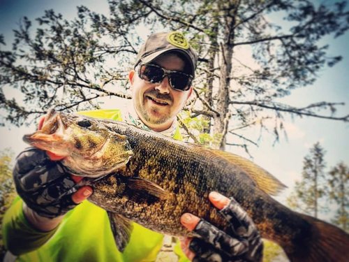 BASSDASH ALTIMATE Fishing Gloves Sun Protection Fingerless Hunting UPF 50+ Men’s Women’s UV Gloves